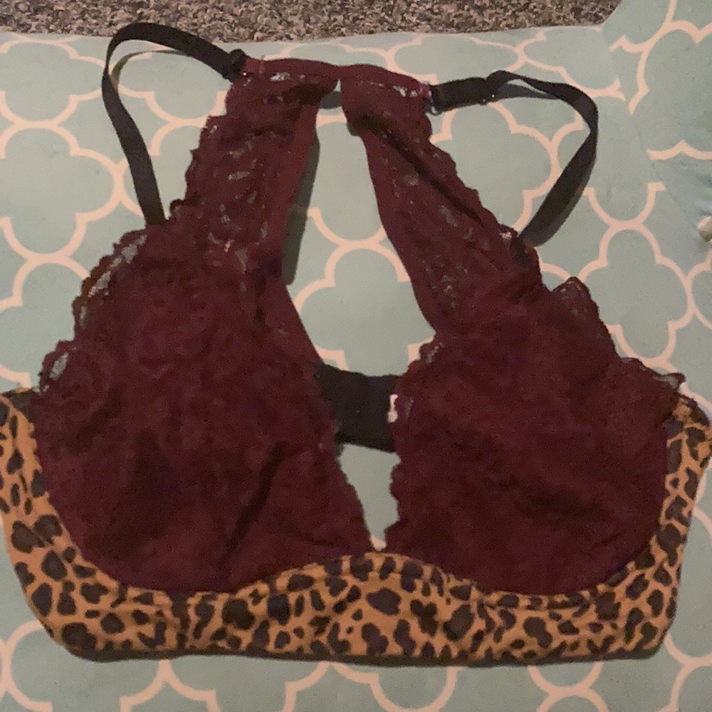 Pink bra - Picture 2 of 4